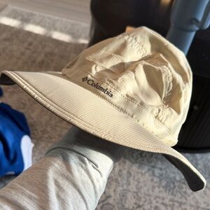 Columbia Light Tan Outdoor Hat